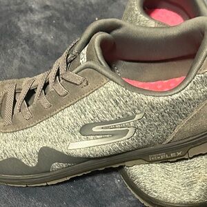 Sketchers Go Flex Grey Sneakers
